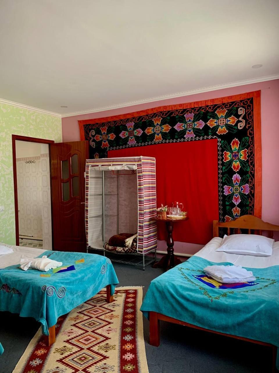 Guest House Emily Bokonbayevo 외부 사진